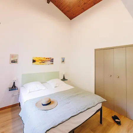 Le Telemaque 3* كونكا