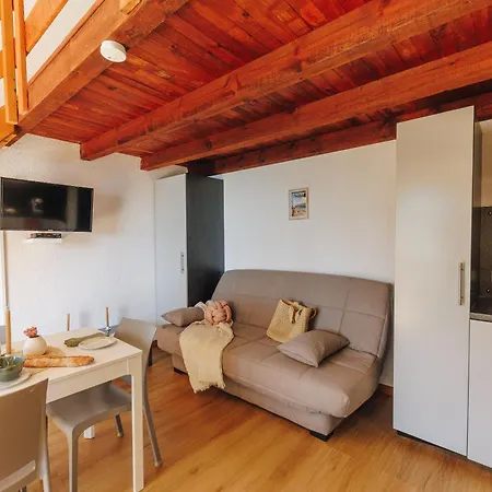 Le Telemaque Hotel apartamentowy